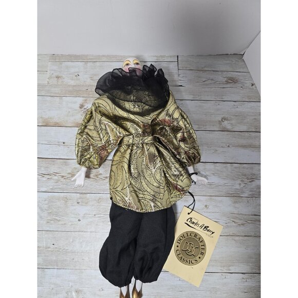 16" Gold Black Jean Marie With tags Charles A Berry Silvestri Broken Left Thumb - Picture 5 of 10